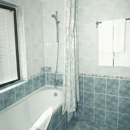 дионис Хотел