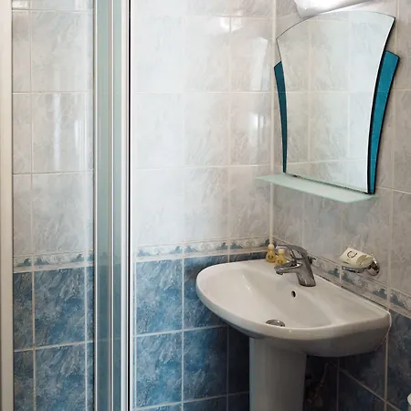 Хотел дионис 3*